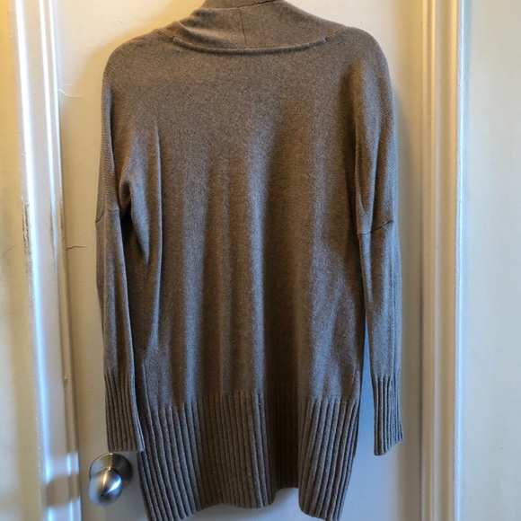 Aritzia Talula Sweater Cardigan - Picture 2 of 5